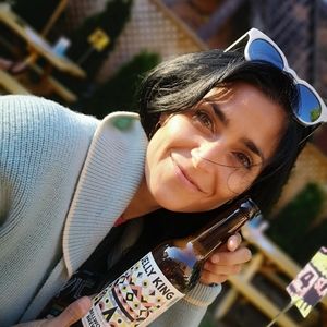 Meet your Posher, Kelly